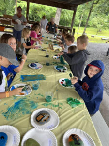 VBS Children in painting class